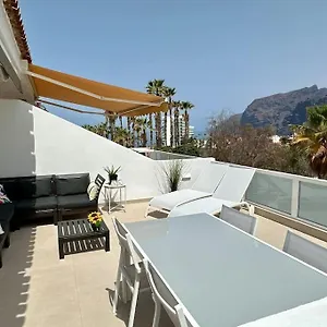 New Renovated With Beautiful View On Cliffs And Sea Appartement